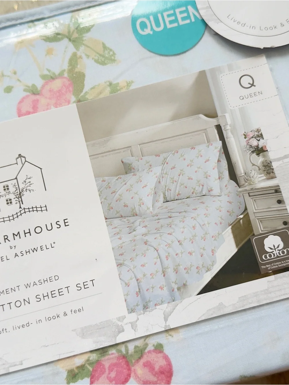 The Farmhouse Floral Cotton Sheet Set - Light Blue with Pink Roses